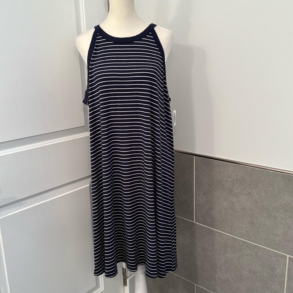 ❤️3/$30 Old Navy Blue with White Stripes Dress